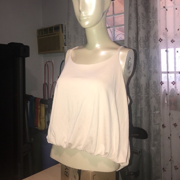 Pink top - Picture 3 of 4